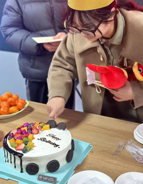 生日會(huì).jpg 生日會(huì).jpg